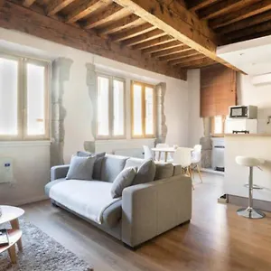 Apartment Au Coeur De La Vieille, Annecy